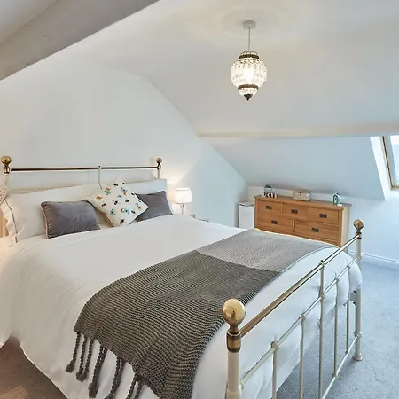 Centre 3-bed 3-bath * Saltburn-by-the-Sea