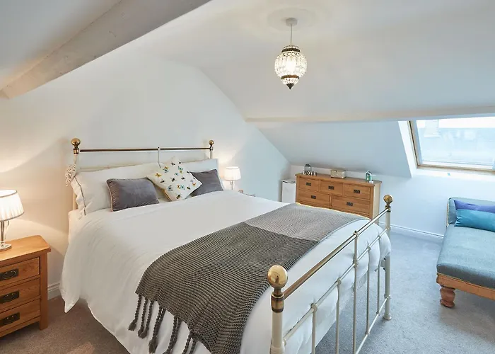 Centre 3-bed 3-bath * Saltburn-by-the-Sea